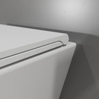 Miska wc SPACE podwieszana bezkołnierzowa z deską, biała